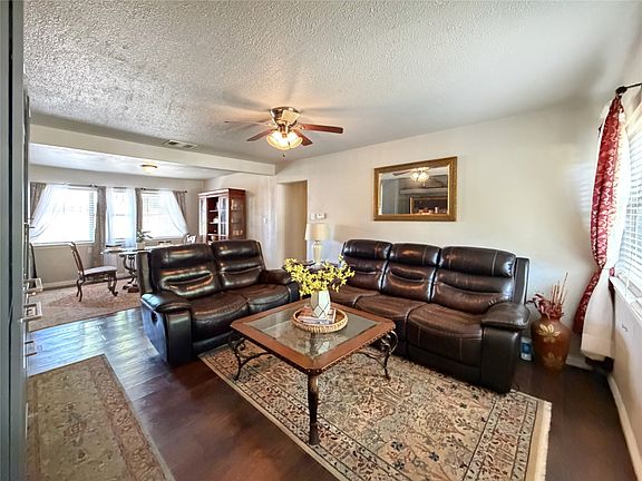 4th image of 2243 Inca Dr