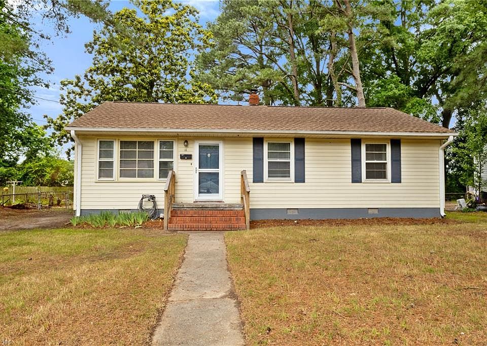 1st image of 11 Gay Dr