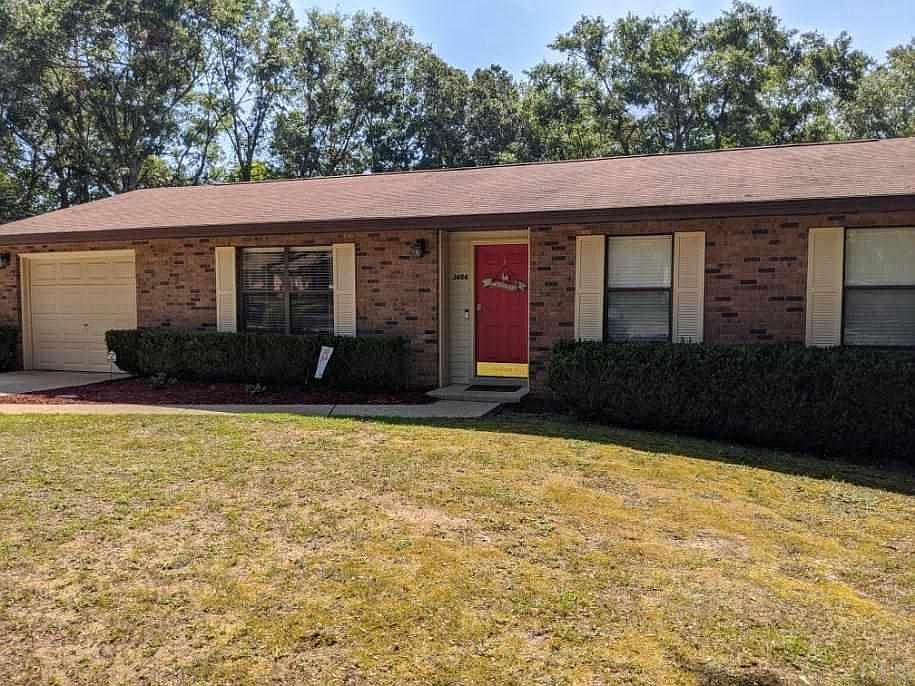 1st image of 1456 Woodfield Dr