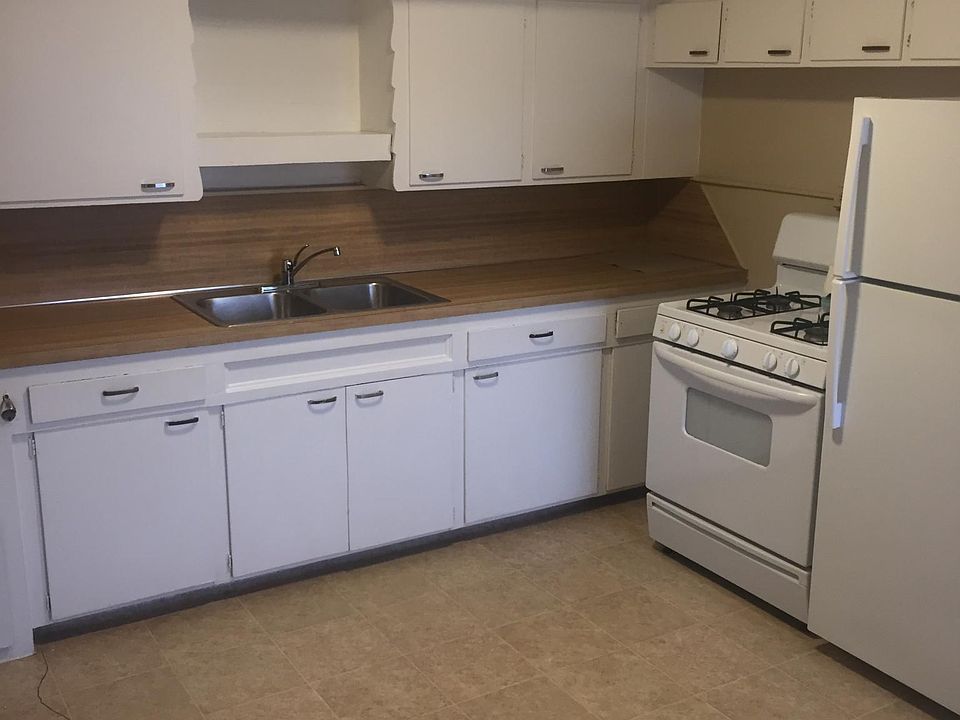 1st image of 4352 W 222nd St APT 3