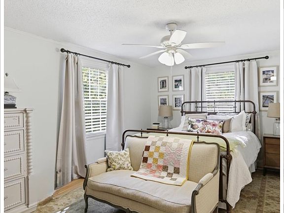 5th image of 6832 Granada Ln