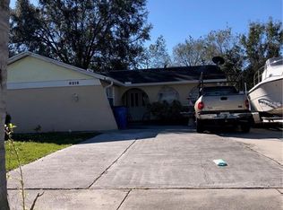 8218 Drycreek Dr, Tampa, FL 33615