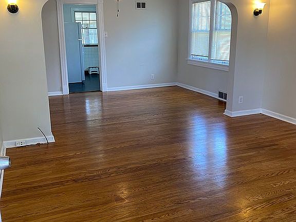 3rd image of 8912 McNulty Dr