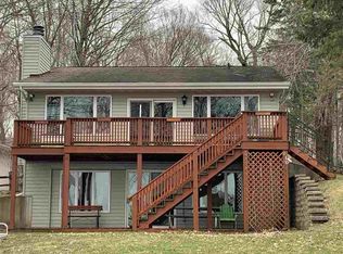 7187 Clarks Point Rd, Winneconne, WI 54986