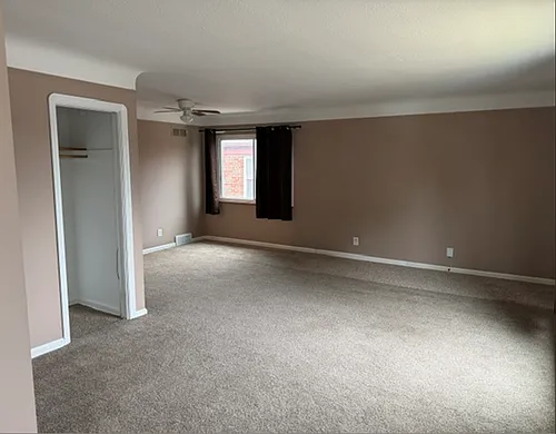 5711 Warwick Dr #UP Photo 1 5711 Warwick Dr #UP Photo 1