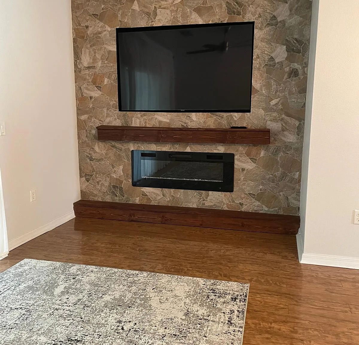 2 bed, 2.5 bath, 1076 sqft, $1,695 — Photo 4