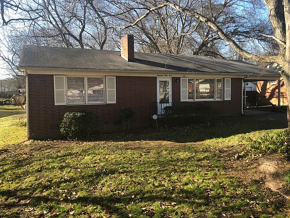 2nd image of 1747 Old West Ln