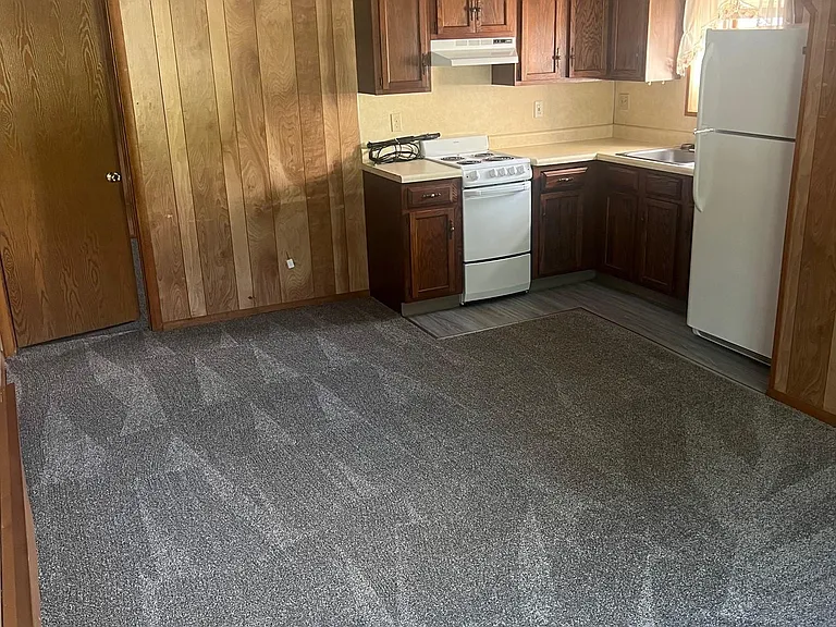 142 Old Loudon Rd #2 — Photo 3