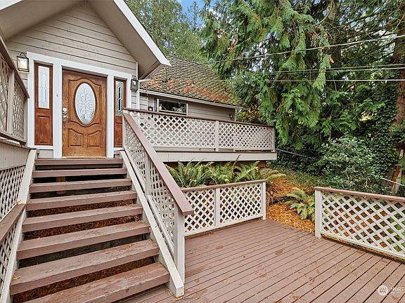 3rd image of 34060 Hood Canal Dr NE