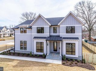 500 Ridge Rd SW, Vienna, VA 22180