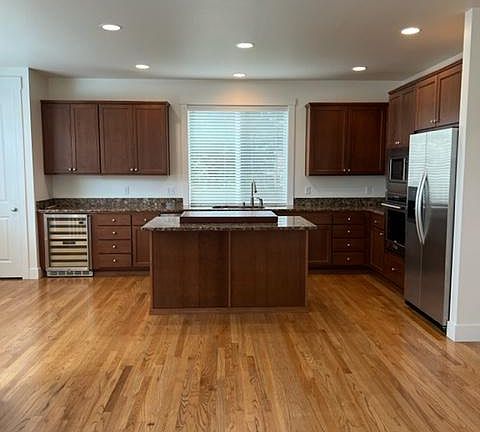 4th image of 1314 269th Ct SE