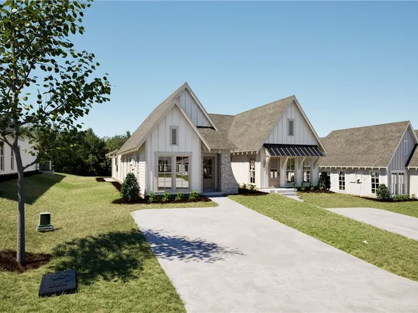 104 Bradley Ln, Auburn, AL 36830