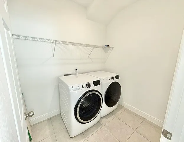 2337 Shadowland Loop — Photo 21