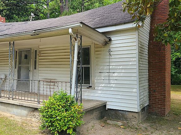 2nd image of 214 E Central St