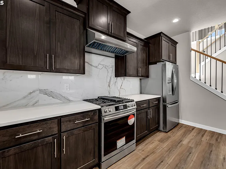 6107 NE 45th Ct — Photo 7