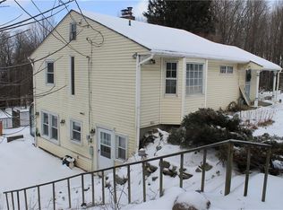 6 Batt Ln, Campbell Hall, NY 10916