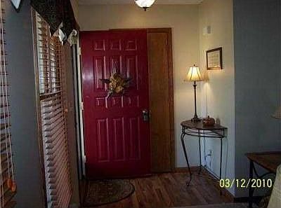 3rd image of 2506 New Castle Dr