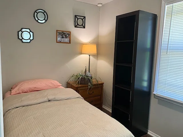 Building Photo - 6105 Wedgefield St #1-2-7