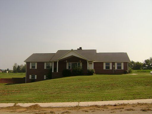 1st image of 310 Wynberry Cir