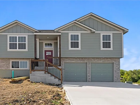 3115 Krissy Bnd, Harrisonville, MO 64701