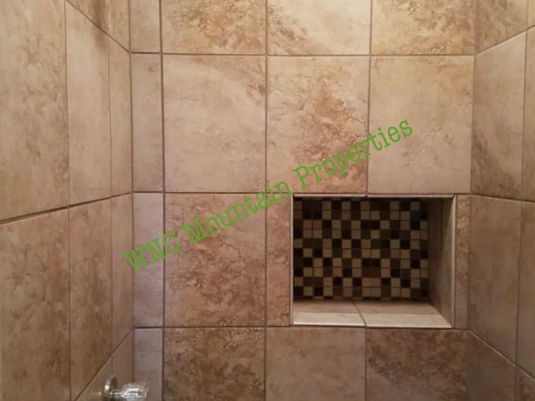 374 Royal Pines Dr — Photo 7