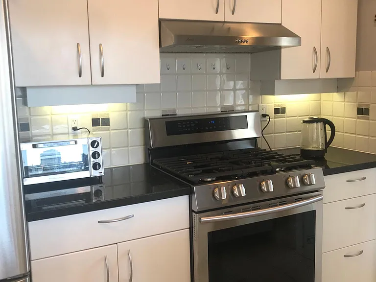 198 Aquarius Mews — Photo 49