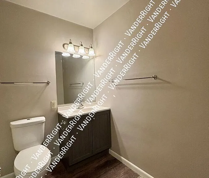 Carriage Hills Apartments — Photo 28