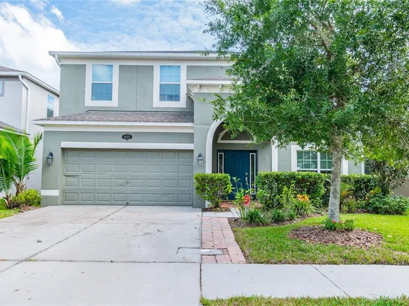 10607 Pictorial Park Dr, Tampa, FL 33647