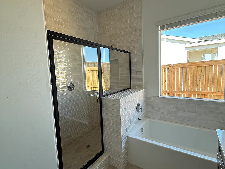 8431 Windsong Ave — Photo 18