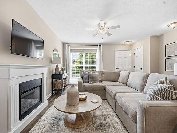 2nd image of 3816 Wood Stork Ln #68-381