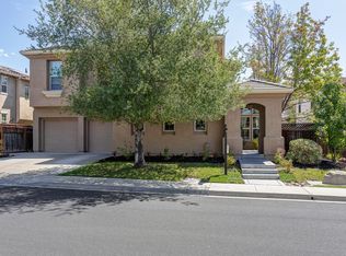 5063 Round Hill Dr, Dublin, CA 94568
