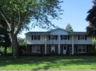 N114W15239 Vicksburg Ave, Germantown, WI
