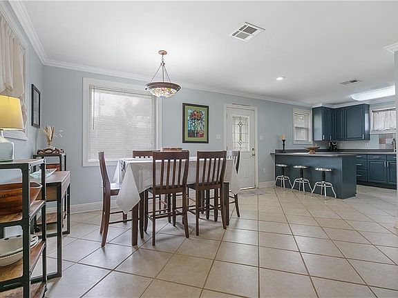 4th image of 1008 Tullulah Ave