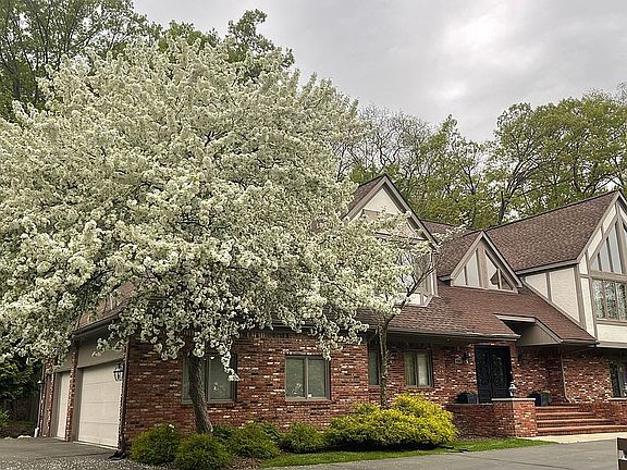 4th image of 4595 Old Orchard Trl