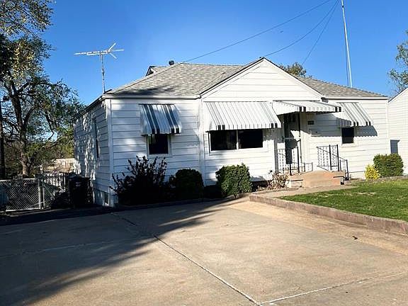 3rd image of 10341 Little Flower Ln