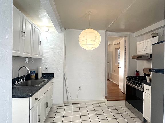 3rd image of 398 N Parkview Ave #2