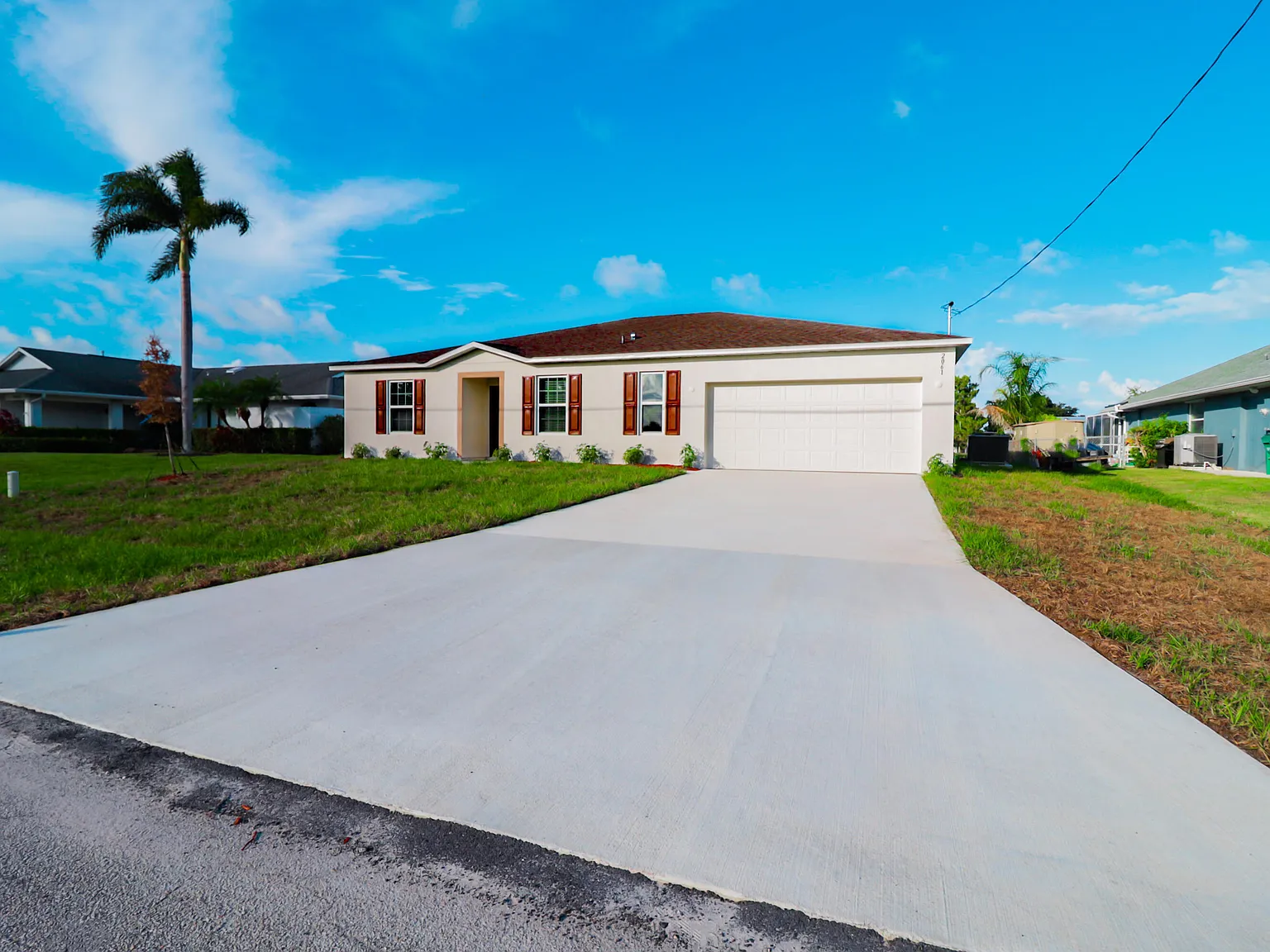 4 bed, 2.0 bath, 2059 sqft, $3,350 — Photo 1