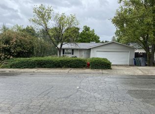 1222 Jaxon Way, Redding, CA 96003