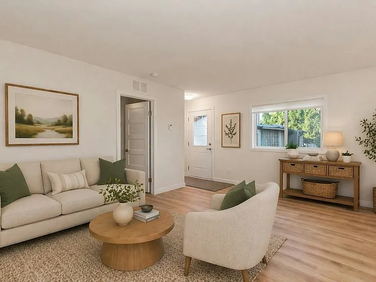 24330 Fraser Hwy — Photo 2