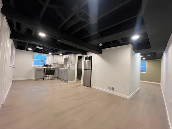 10535 W Spring Green Rd #1, Hales Corners, WI 53130