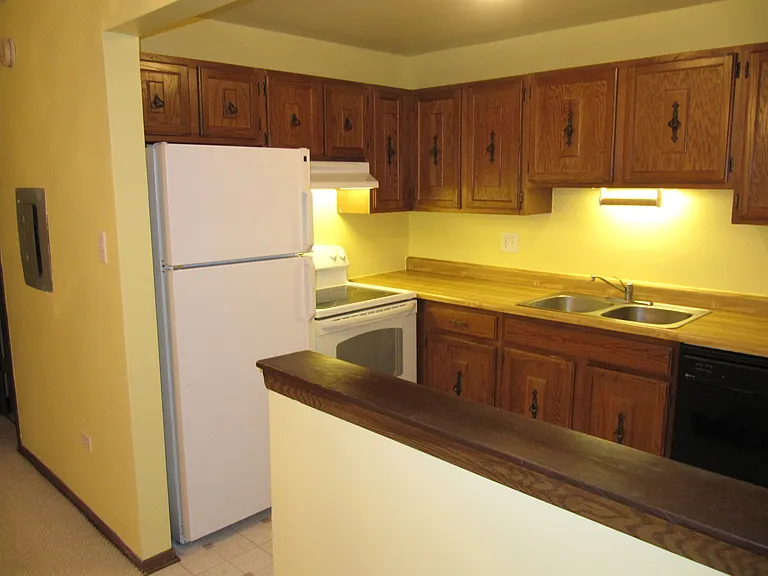 1856 N Goodwin Dr #1B — Photo 1