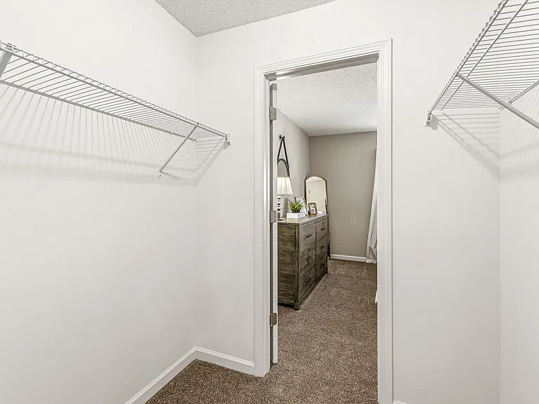 10 West Apartments — Photo 14