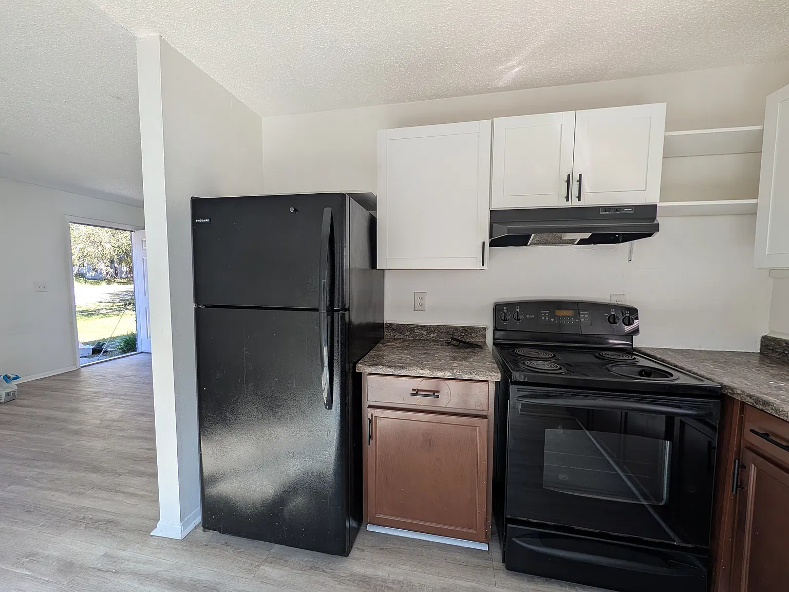 2 bed, 500 sqft, $1,250 — Photo 3