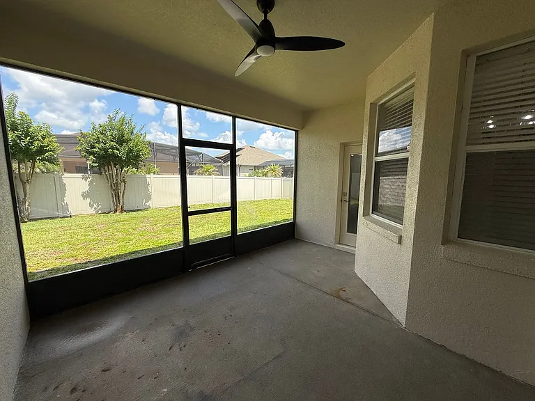 5370 Red Leaf Ct — Photo 27