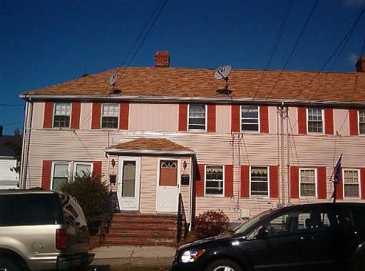2nd image of 35 Wyllis Ave