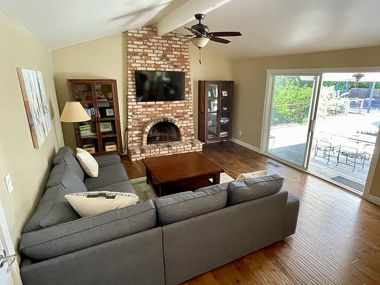 214 Bigelow St — Photo 10