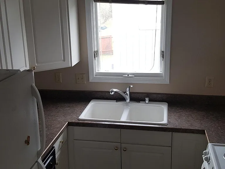 9821 Grange Dr #4 — Photo 8