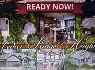 1706 Locust St, Oak Grove, MO 64075