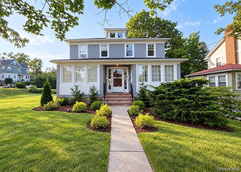 3 bed, 1.5 bath, 1288 sqft, $4,475 — Photo 1