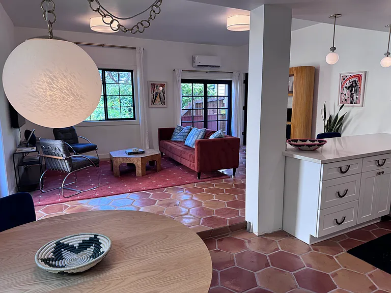 2076 Paramount Dr #1/2 — Photo 25